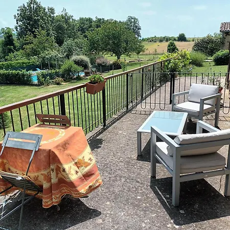 Au Bonheur Du Cedre Maison d'hôtes *
