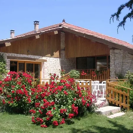Guest house Au Bonheur Du Cedre Saint-Lattier